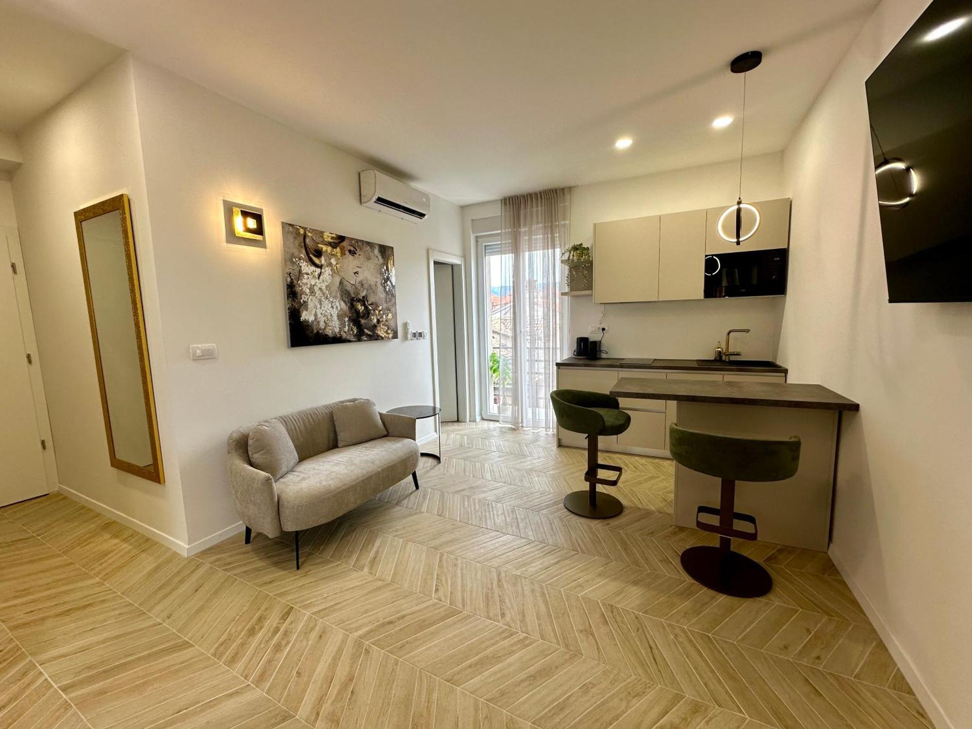 Mariani Luxury Rooms In Center 斯普利特 外观 照片